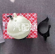 Suitable for BMW 1 Series 3 Series F20 F30 F34 F35 320 328 116 Water Tank Antifreeze Liquid Auxiliar