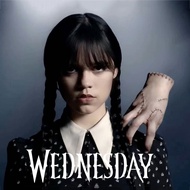 NNJXD Wednesday Thing Hand From Addams Family Ornament Latex Horror Broken Hand Halloween Craft Hand