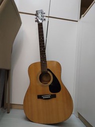 Yamaha guitar F310