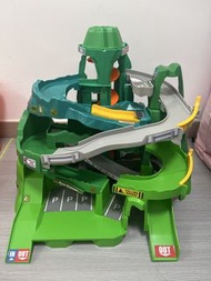 tomica綠色多層停車場滑道玩具車軌