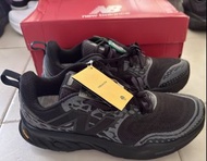 New Balance Hierro V8 Gore-Tex Vibram US 9 Trail Running Shoes BRAND NEW