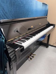 Yamaha U1 黑色立式鋼琴
