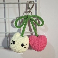 GANTUNGAN Heart Crochet Keychain | Crochet Keychain Paint | Cherry Bow Crochet Keychain
