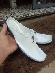 Bustong Putih kulit pria | Sendal sepatu bustong pria kulit | Daltu pria | Tutong pria putih kulit