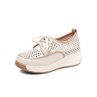 新款媽媽鞋春秋季舒適豆豆鞋 洞洞透氣跳舞樂福鞋 女裝平底鞋- 米白色 35