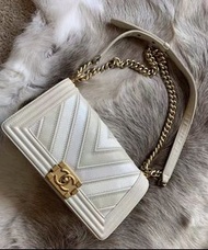 Chanel Boy Bag 25 cm 金扣 白色拼皮