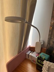 Philips 便攜檯燈 usb charge lamp