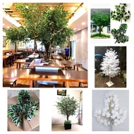 White fake sycamore tree branches, white and green poker tree branches for cafe decor