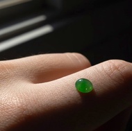 冰種陽綠翡翠蛋面 | 戒面 | 裸石 | 天然緬甸玉A貨翡翠 | 送禮
