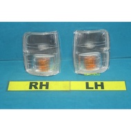 DAIHATSU HIJET S89  ANGLE CORNER SIGNAL LAMP ( NEW)