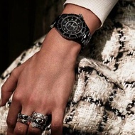 CHANEL - 黑色陶瓷J12點鑽Caliber手錶╻38mm