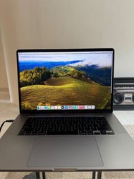 MacBook Pro 2019 16" i9 5600M 32G RAM 1TB + 90 days warranty