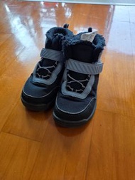 Decathlon EU32 小童雪靴