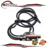ยางขอบประตู ซ้าย ขวา Nissan Big-m D21 Hardbody ขนาด 3x3x380 จำนวน 2 Pieces ปี 1989 - 1997 มีบริการเก