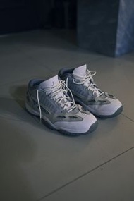 學生穿搭救星 Air Jordan 11 IE Low / 26 cm