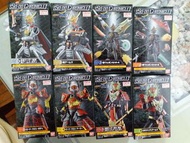 BANDAI 裝動食玩檬面超人 鎧武VOL.3 ,可散買，一對$60