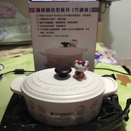 台灣7-11hello kitty X LE CREUSET鑄鐵鍋白色款