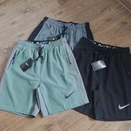 外國預訂 Nike Pro Logo 拼色速乾運動短褲