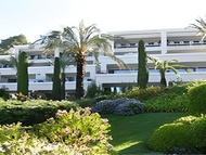 皇家穆冉高爾夫豪華酒店及Spa (Royal Mougins Golf, Hotel &amp; Spa de Luxe)