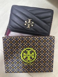 Tory Burch 黑色短夾