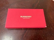 Burberry 紅色 盒子