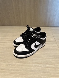 Nike Dunk Low 黑白熊貓