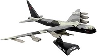 Daron Worldwide Trading B-52 Stratofortress Vehicle (1:300 Scale)