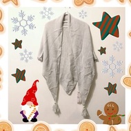 (TP42) Silver grey Pcflow Triangle Scarf whitecap gray // 灰銀色 三角披肩 女裝外套 冷氣褸 頸巾