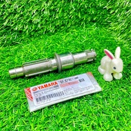 YAMAHA LC135 AXLE DRIVE /SHAFT SPROCKET DEPAN / SHAFT GEARBOX | 100% ORIGINAL YAMAHA HONG LEONG - 1S