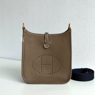 99新🆕 Hermès 愛馬仕 Evelyne Mini 大象灰金釦 一代
