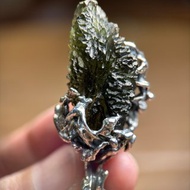 Moldavite / 捷克隕石 / 牙 / 可協助開證