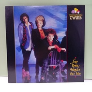 #AA195-40 < NM > LP TERPAKAI [ THOMPSON TWINS - LAY YOUR HANDS ON ME ] USED LP