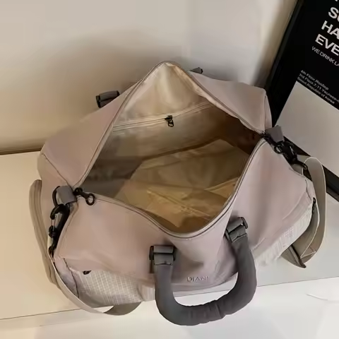 Capacity Gym Bag Multifunctional Duffle Bag Women’s Gym Tote Duffle Bag with Wet Pocket Shoe Compart