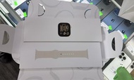 全新未開封港版 Apple Watch s12  46mm 金色 鋁金屬 3400$ 只有一部