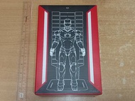 last T 全新未開封 外盒有傷 中動玩具 Marvel Avengers Iron Man 3 復仇者聯盟 鐵甲奇俠 格納庫 行版 紙盒 Size : 15 x 10 x 22cm (H)