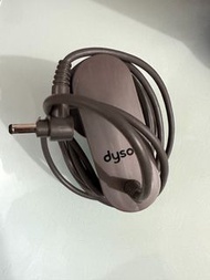 Dyson V10 V11 V12 原廠充電器火牛 charger Dyson V10 V11 V12 V15岩用，香港行貨 Dyson原裝三腳插，電壓 30.45V 1.1A