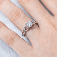 [W0148] แหวนเพชรแฟชั่น แหวนสแตนเลส ปรับขนาดได้ มีหลายแบบ หรูหรา ใส่เที่ยว หรือเป็นของขวัญได้ ไม่รวมกล่อง