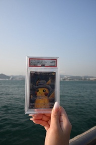 梵高比卡超PSA 10