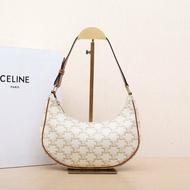 CELINE AVA豌豆包腋下包中號凱旋門印花白色PVC金扣肩背包