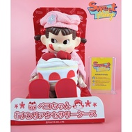 Peko-chan Sitting Model Cake Size 20 cm.