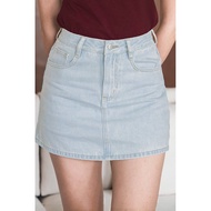 Dear Lyla Sebeth Denim Skorts (Light Wash)