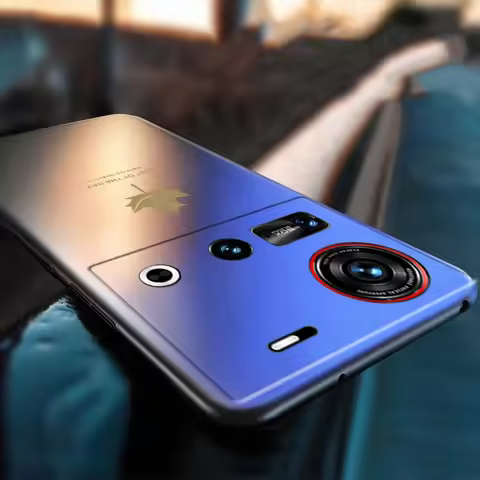 Skinlee For Nubia Z70 Z60 Ultra Cover Luxury Maple Leaf Silicone TPU Soft Case For Nubia Z70S Z60 Ul