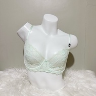 32DDD — BN Victoria’s Secret DREAM ANGELS Push-up without padding Bra (fits 34DD)