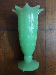 中古牛奶翠綠玻璃花瓶