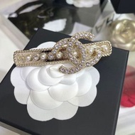 國際精品CHANEL 香奈兒公主水鑽雙C珍珠髮夾 代購非預購