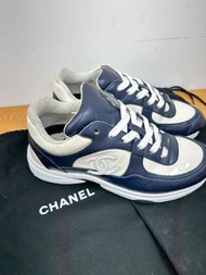 Chanel Logo 熊貓深藍拼白色球鞋37
