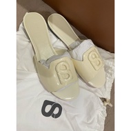 New Buttonscraves Jane Sandal - white size 41