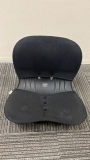 Curble Wider 坐姿矯正坐墊連坐墊套