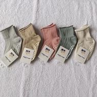 COMBO 5 PAIRS OF ANTI-SLIP BABY SOCKS (2 MONTHS 6 - 1 YEAR OLD)