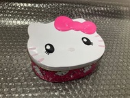Hello Kitty 鐵盒